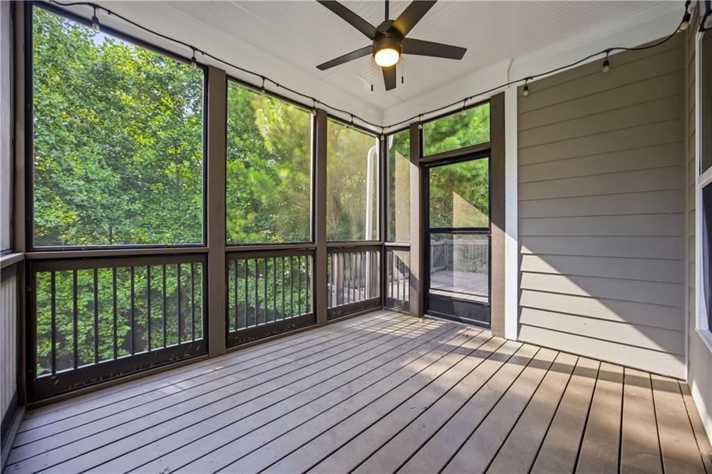 734 Binkley Walk Property Photo 12