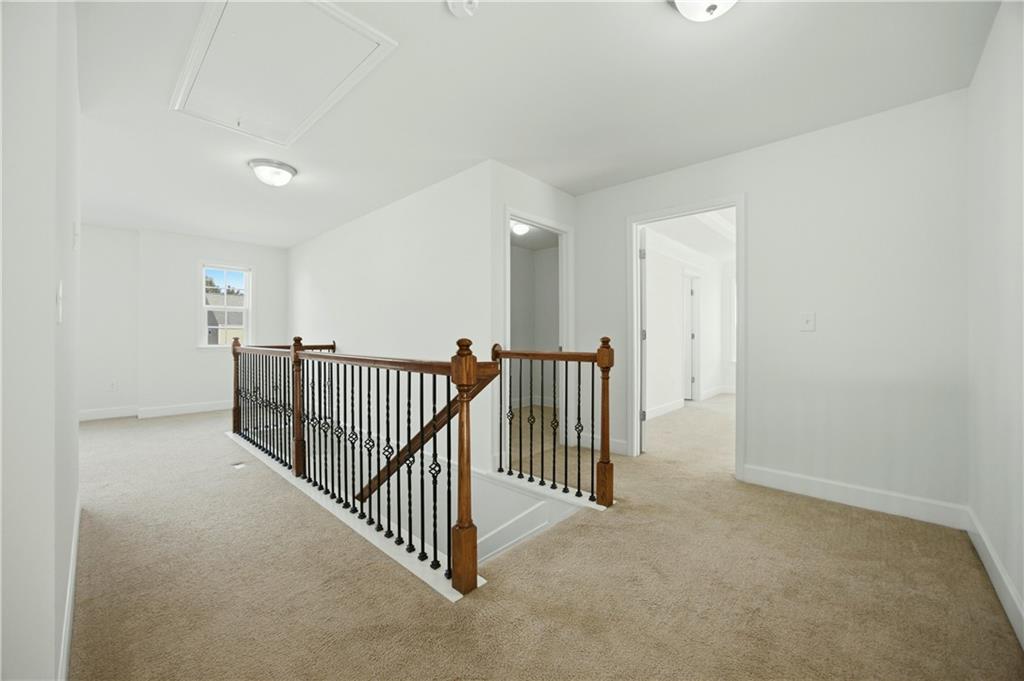 734 Binkley Walk Property Photo 15