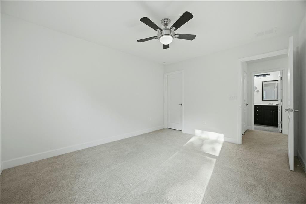 734 Binkley Walk Property Photo 27