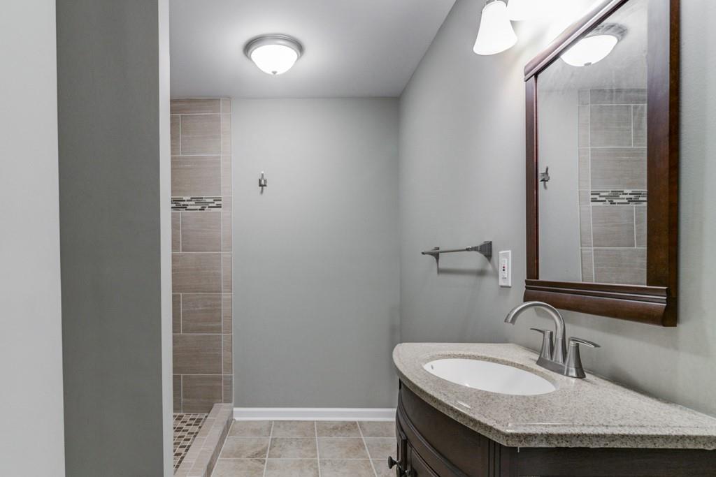 567 Ashburton Avenue Property Photo 12
