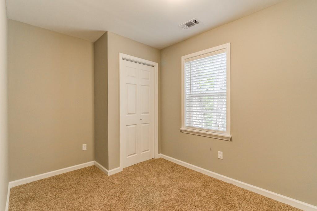 567 Ashburton Avenue Property Photo 15