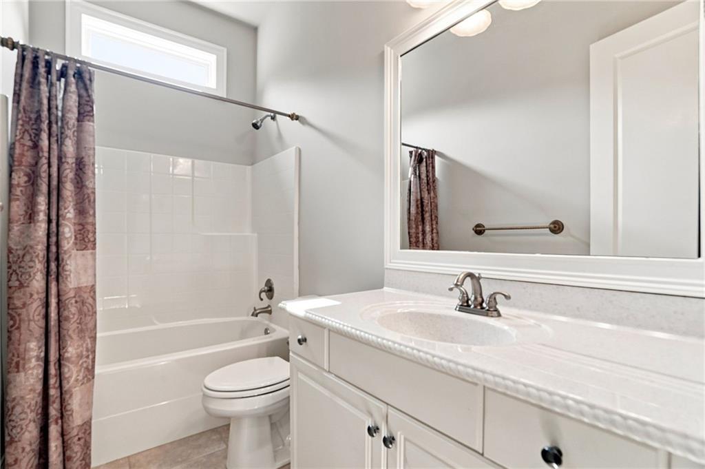 312 Twin Peaks Loop Property Photo 9