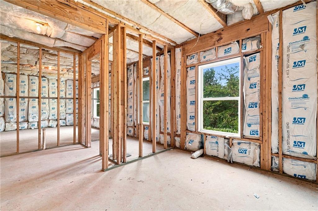 312 Twin Peaks Loop Property Photo 36