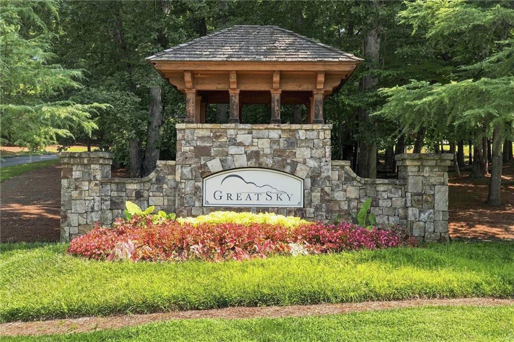 312 Twin Peaks Loop Property Photo 41