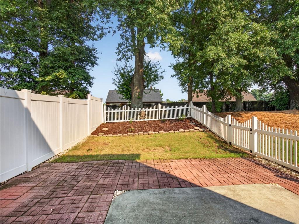 6475 Whitebeam Trail Property Photo 37