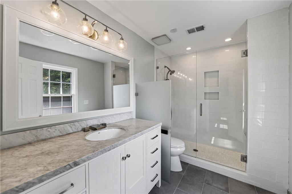 2920 Lavista Way Property Photo 21