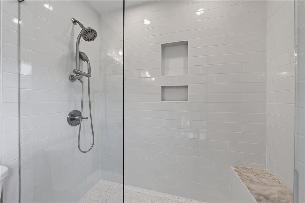 2920 Lavista Way Property Photo 22