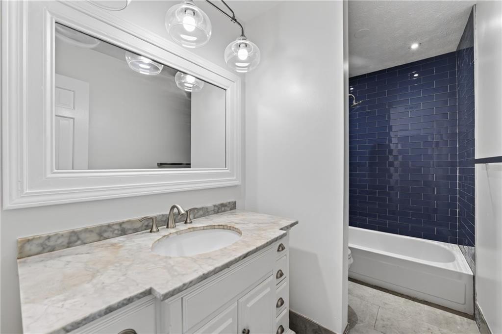 2920 Lavista Way Property Photo 31