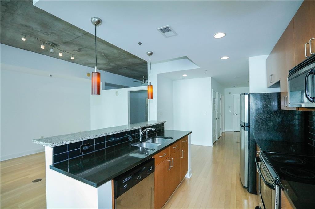 7813376 Property Photo 7