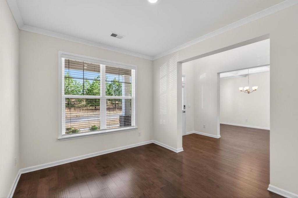 7813387 Property Photo 13