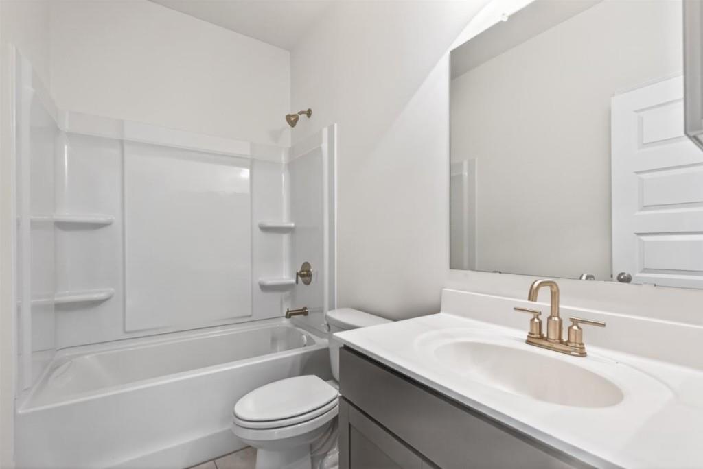 7813387 Property Photo 34