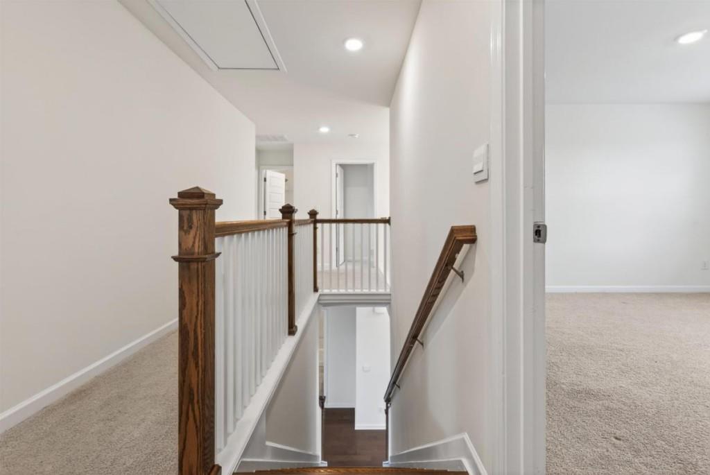 7813387 Property Photo 35