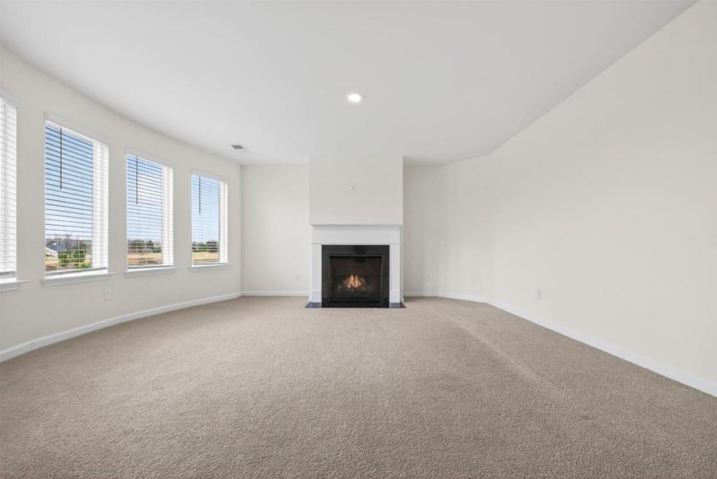 7813387 Property Photo 40