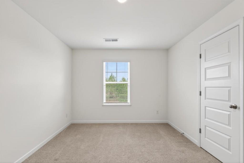 7813387 Property Photo 47