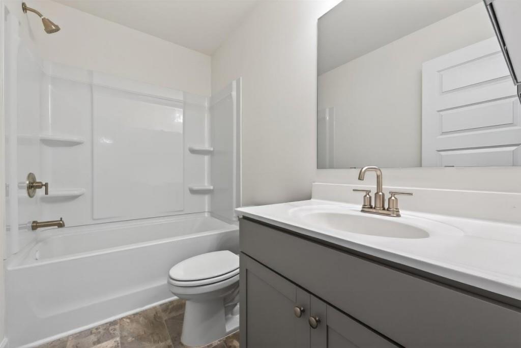 7813387 Property Photo 49
