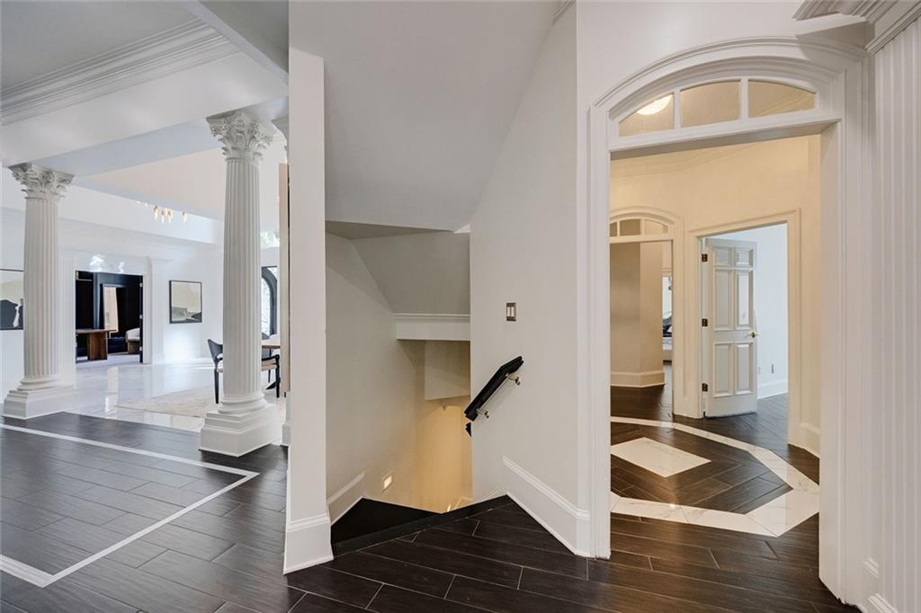 2614 Thurleston Lane Property Photo 39