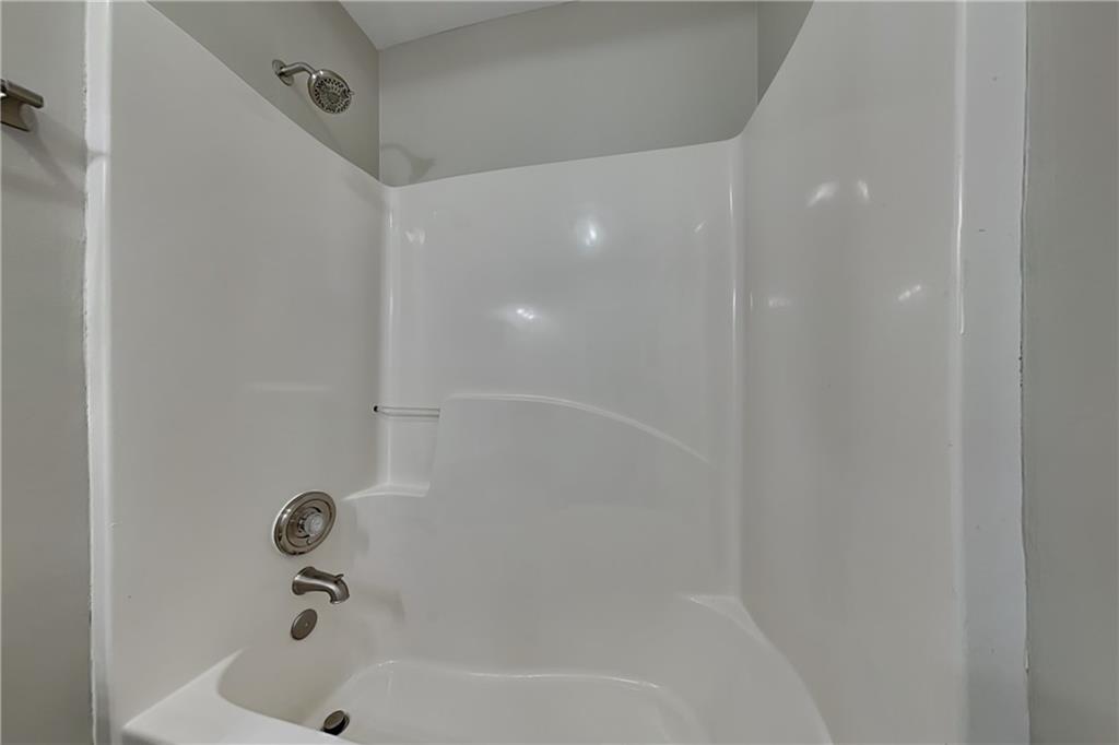 755 Willowwind Drive Property Photo 9