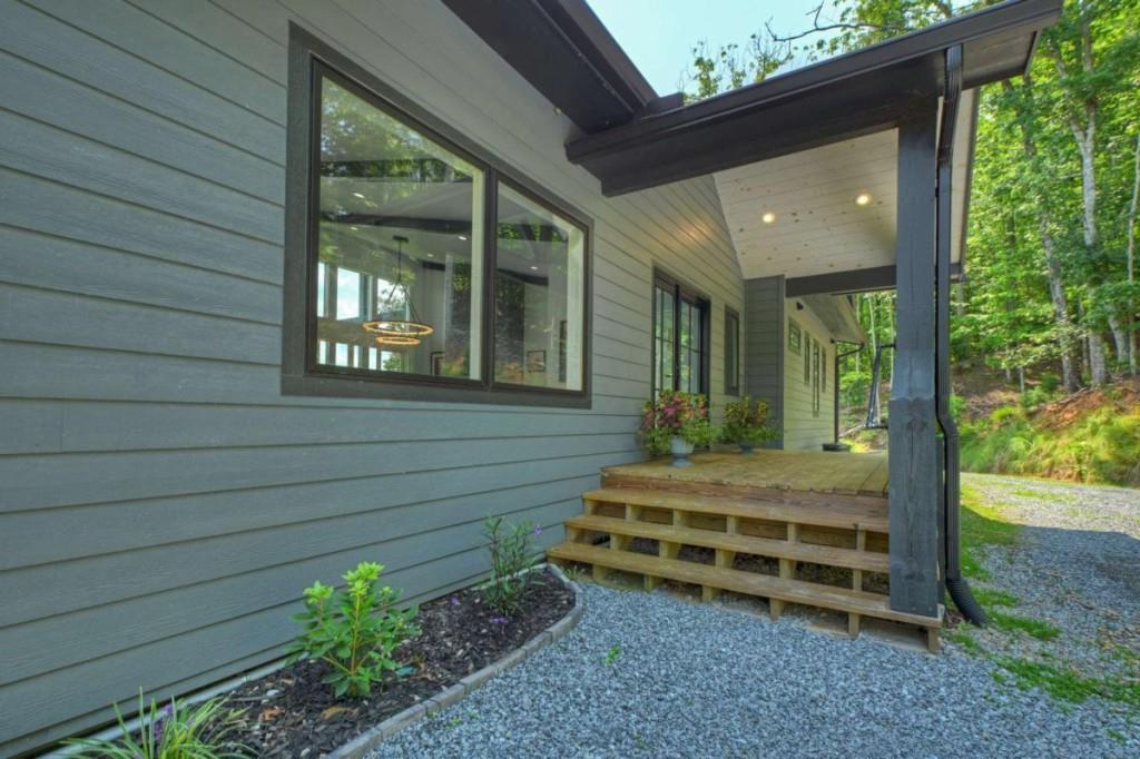 100 Boundless Trail Property Photo 11
