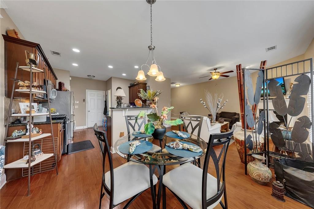 5614 Cobblestone Creek Avenue Unit 8 Property Photo 12