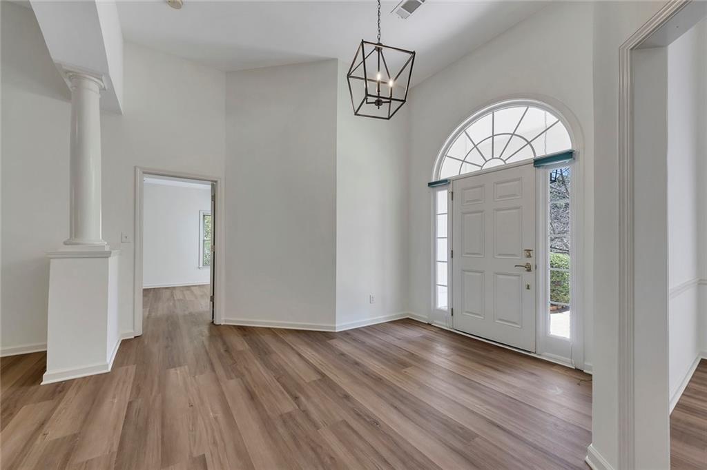 457 Crestview Drive Property Photo 4