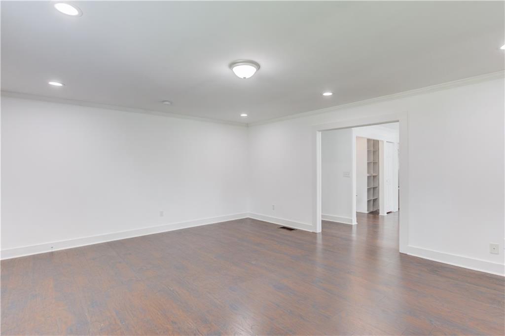 170 Shields Street Property Photo 7