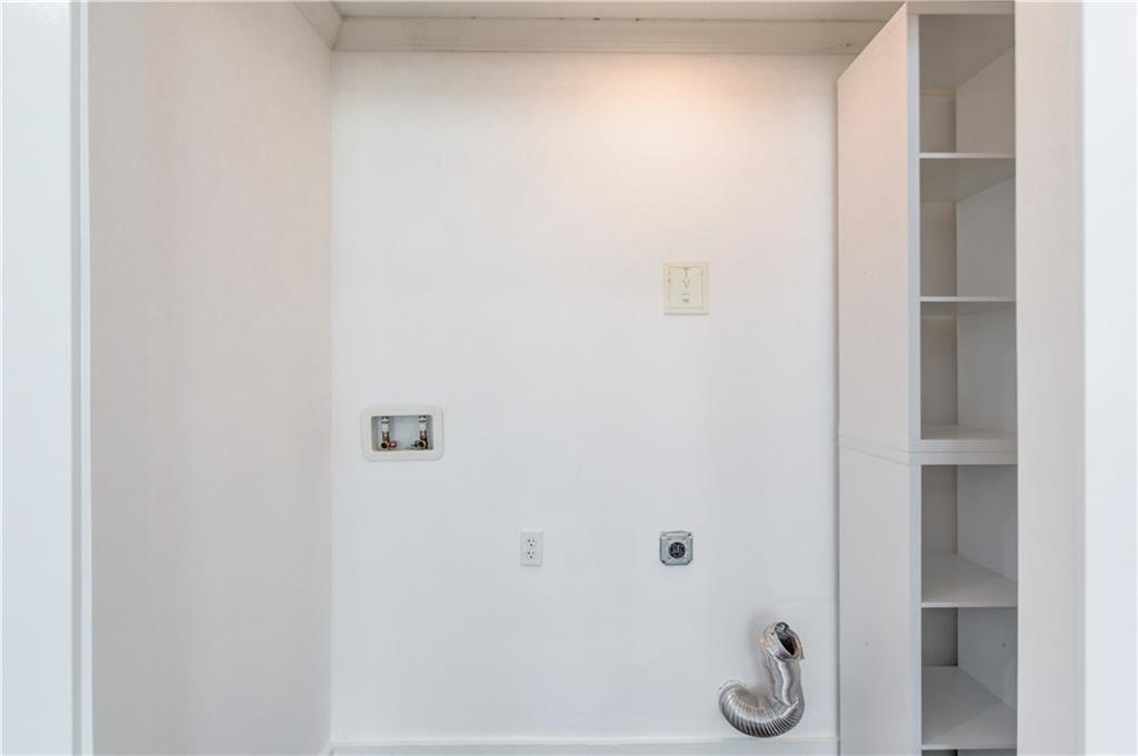 170 Shields Street Property Photo 9