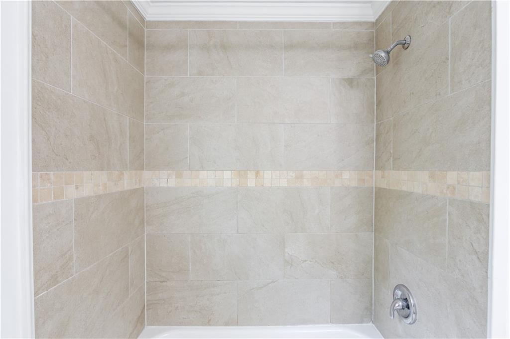 170 Shields Street Property Photo 18