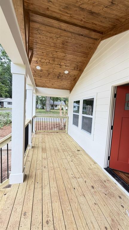 3491 Maplehurst Drive Property Photo 4