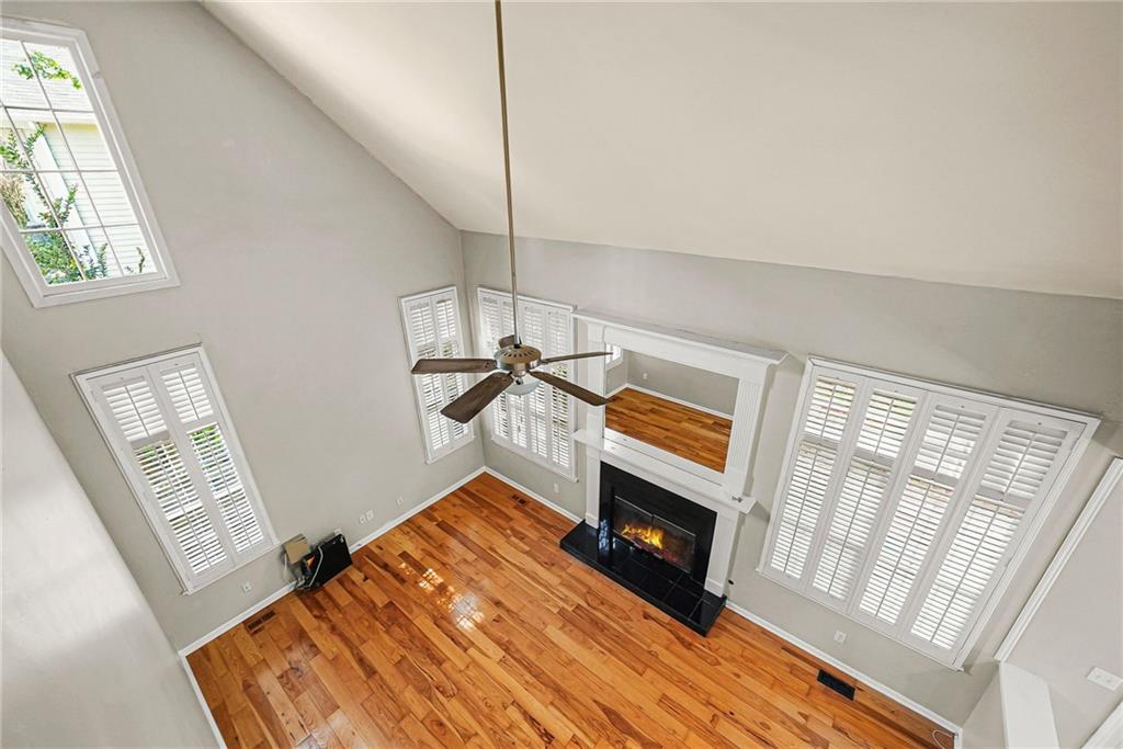 1014 Deer Hollow Drive Property Photo 18