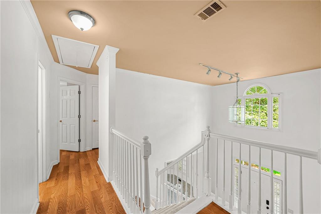 1014 Deer Hollow Drive Property Photo 19