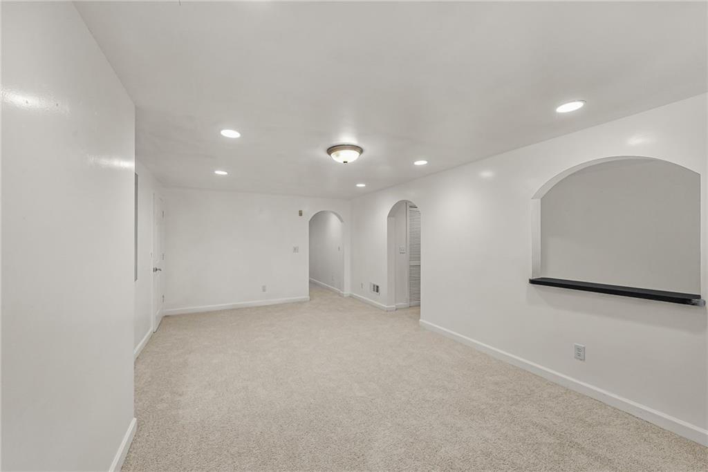 1014 Deer Hollow Drive Property Photo 34