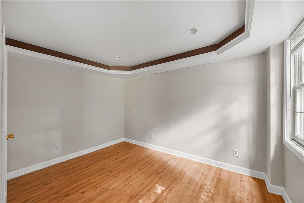 1014 Deer Hollow Drive Property Photo 37