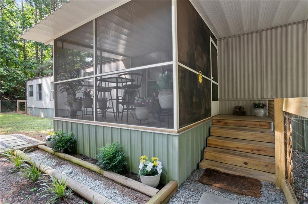 5002 Bee Tree Road Se Property Photo 3
