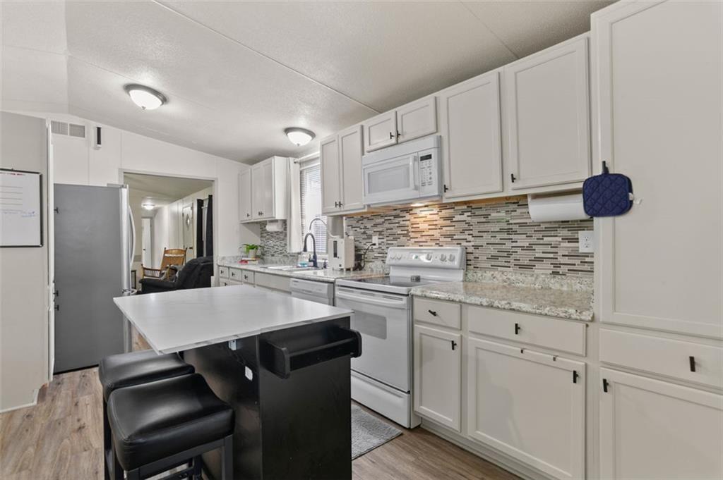 5002 Bee Tree Road Se Property Photo 22