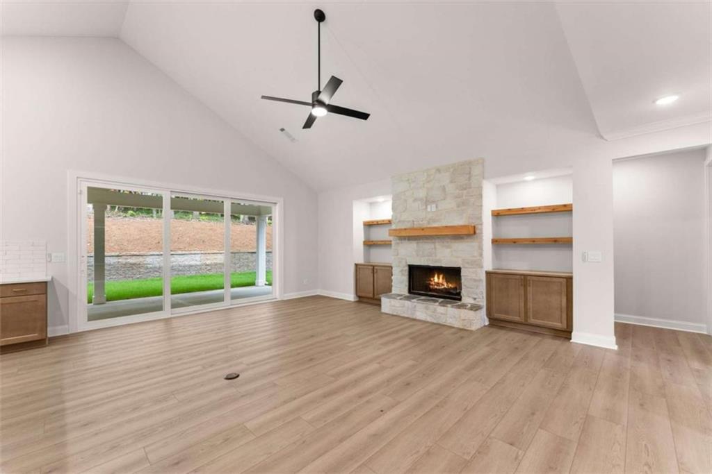 708 Plum Lane Property Photo 9