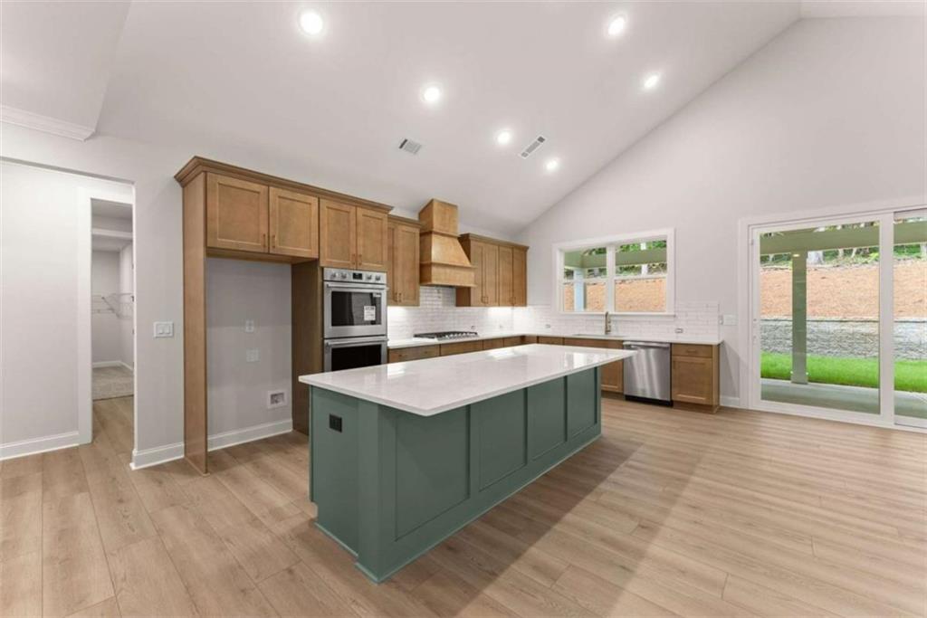 708 Plum Lane Property Photo 15