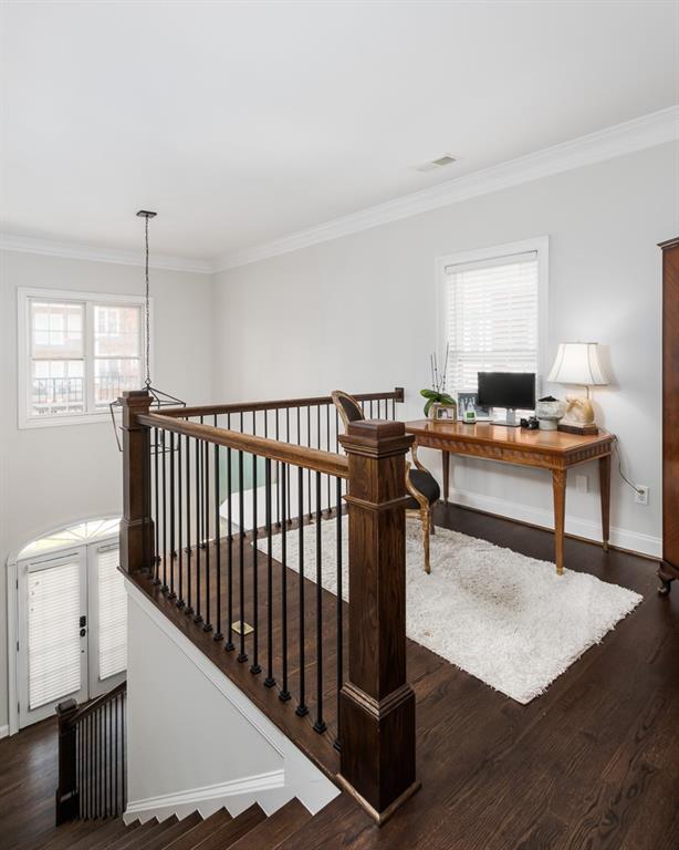 2537 Oglethorpe Circle Ne Property Photo 16