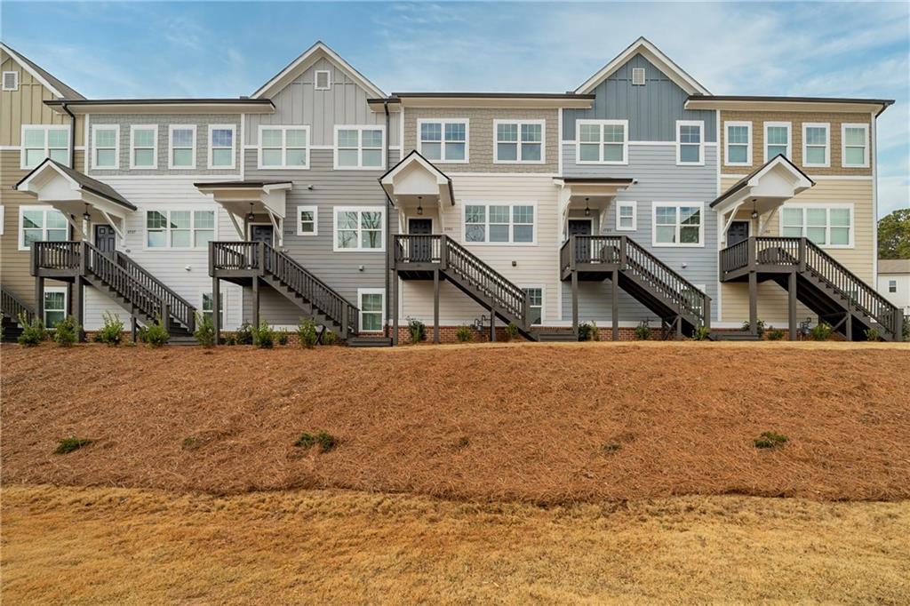 3761 Oxford Circle Property Photo 1