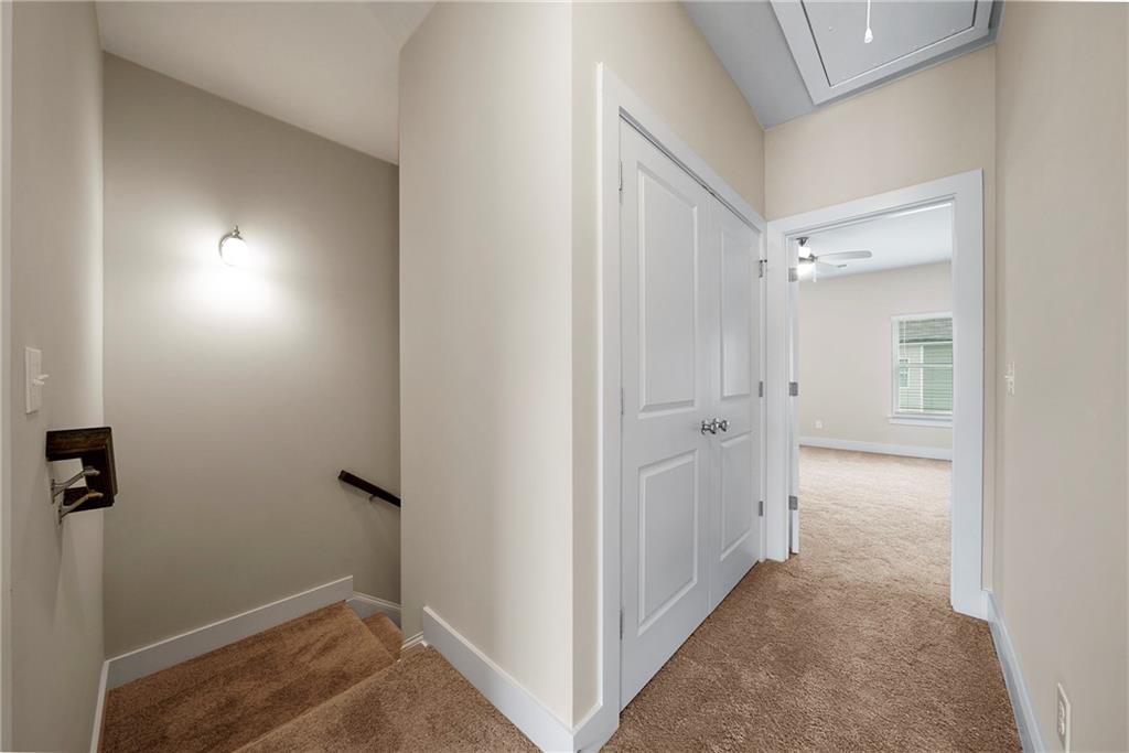 3761 Oxford Circle Property Photo 10
