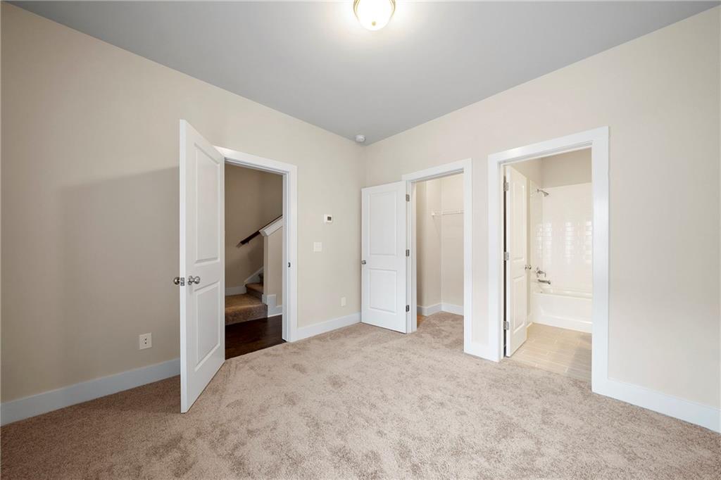 3761 Oxford Circle Property Photo 19