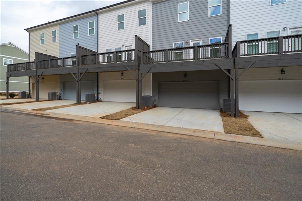 3761 Oxford Circle Property Photo 23
