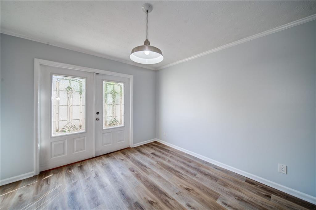 280 Winding River Road Unit B Property Photo 8