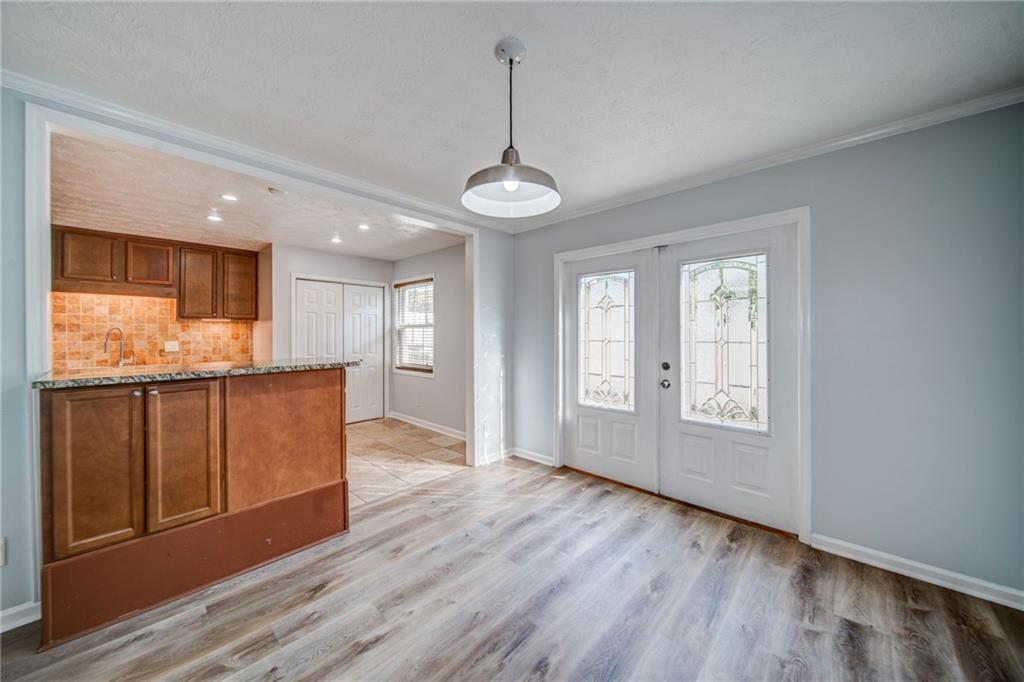 280 Winding River Road Unit B Property Photo 14