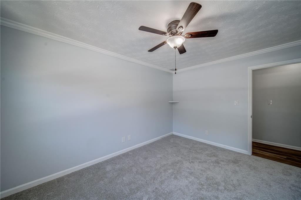 280 Winding River Road Unit B Property Photo 31