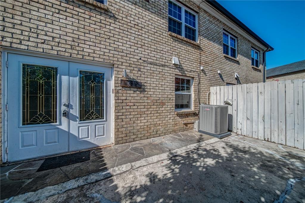 280 Winding River Road Unit B Property Photo 33