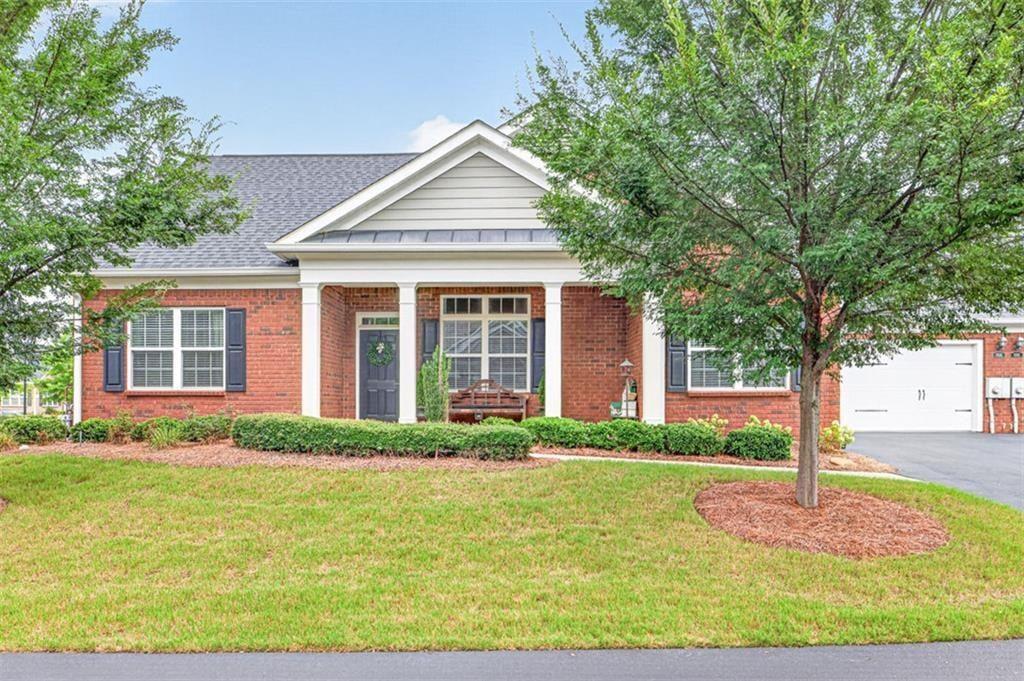 3581 Lindenridge Drive Property Photo 1