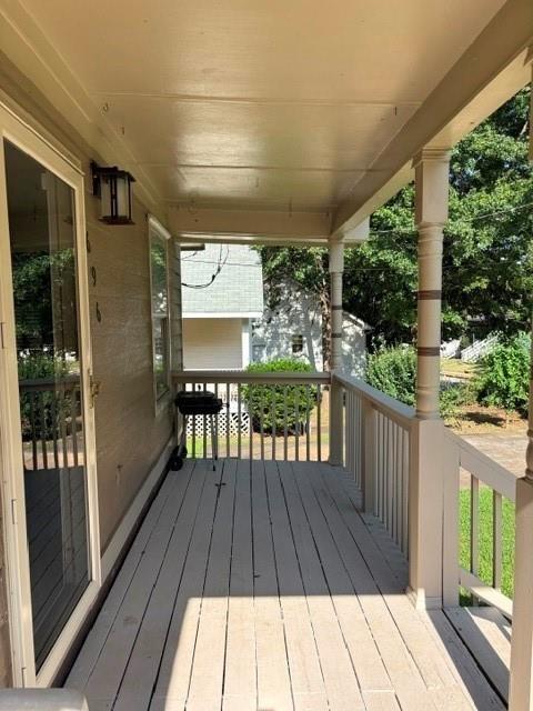 696 Reed Street Property Photo 4