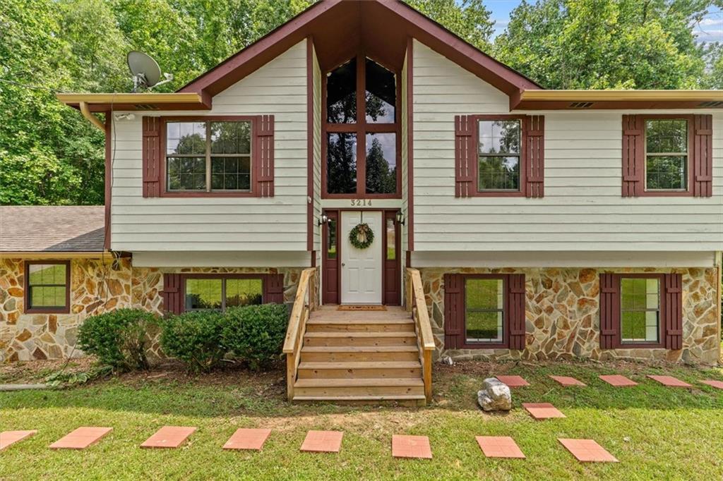 3214 Headrick Circle Se Property Photo 5