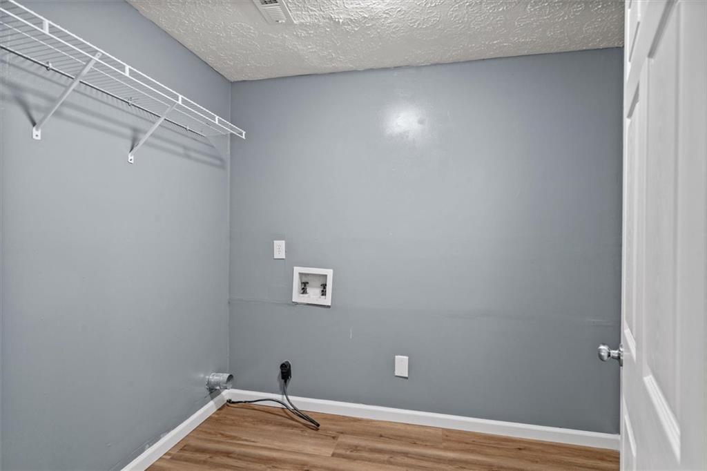 3214 Headrick Circle Se Property Photo 29