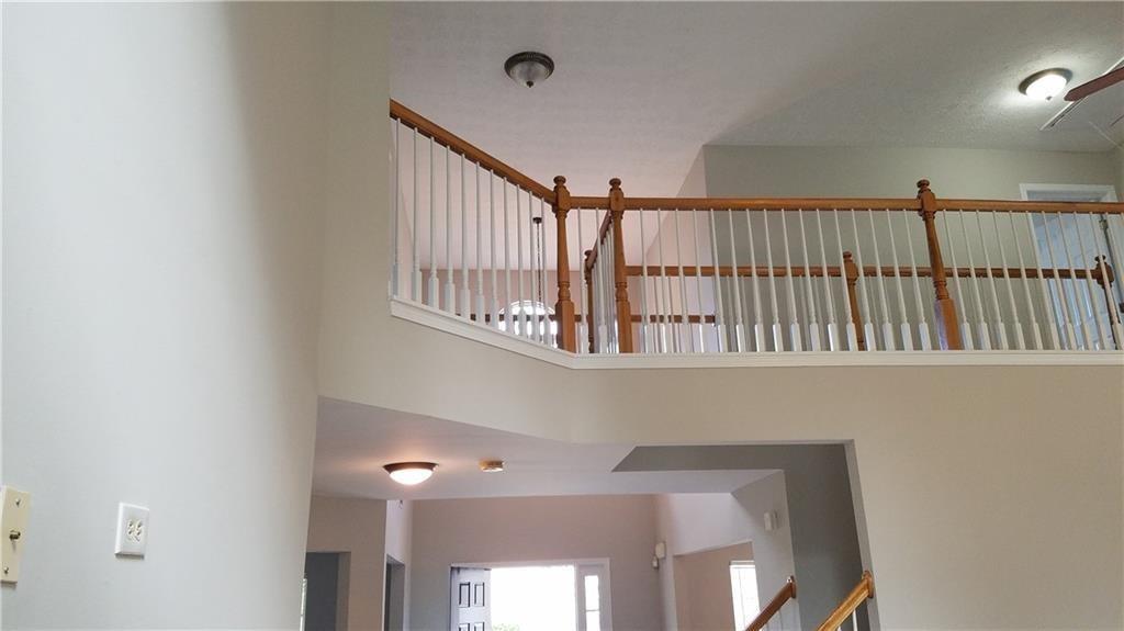 3652 Roxfield Drive Property Photo 3